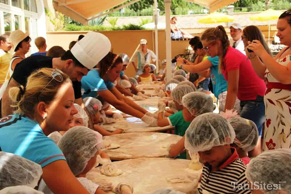 Loceanica Beach Resort Hotel